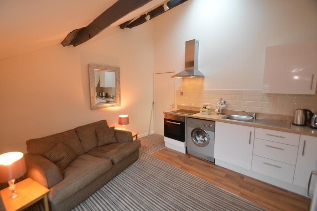 Wg Apartment Macclesfield Bagian luar foto